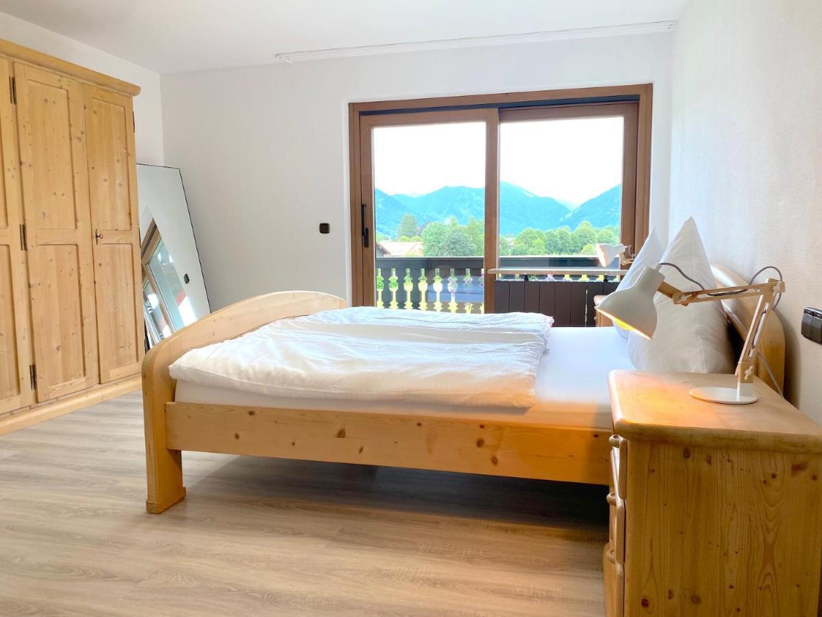Grosszuegige Ferienwohnung Am Tegernsee Mit Suedbalkon Und Wallbergblick Bad Wiessee Luaran gambar